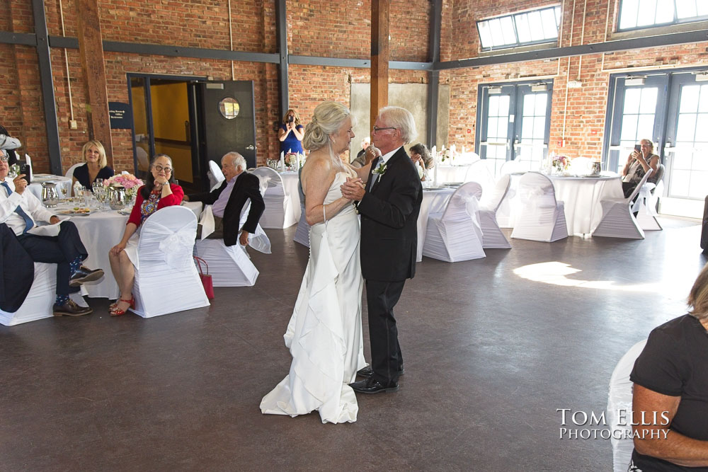 Sunny Seattle Summer Wedding - Tom Ellis Photography