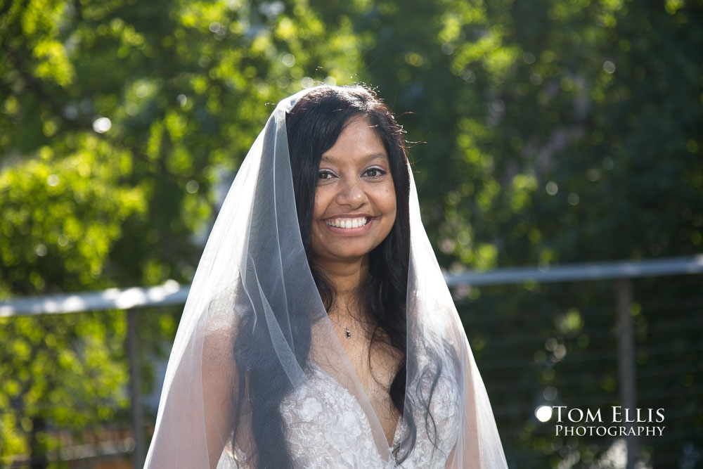 Rashmi and Sebastien had an elopement wedding ceremony at the King County Courthouse in Seattle. 