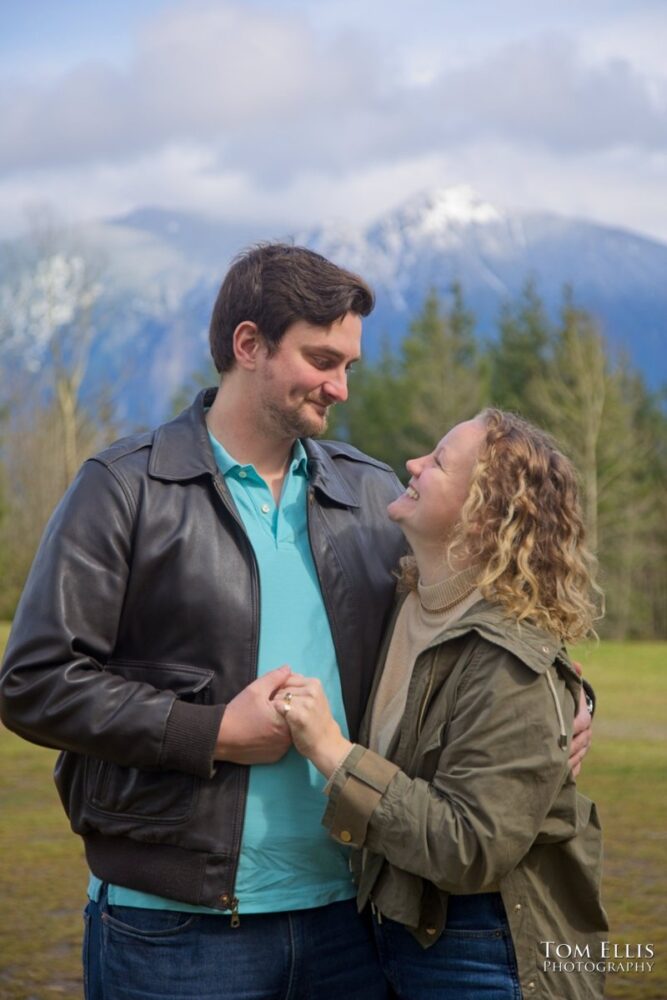 Seattle area engagement photos at North Bend. Tom Ellis Photography, Seattle engagement photographer