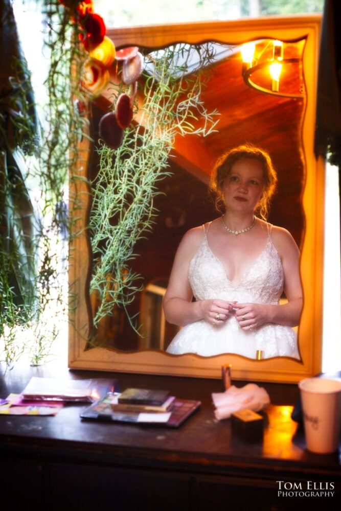 Wonderful Second Generation Destination Solstice Wedding. Courtney and Ian had a destination wedding at a beautiful location in the woods on Whidbey Island. Tom Ellis Photography, destination wedding photographer