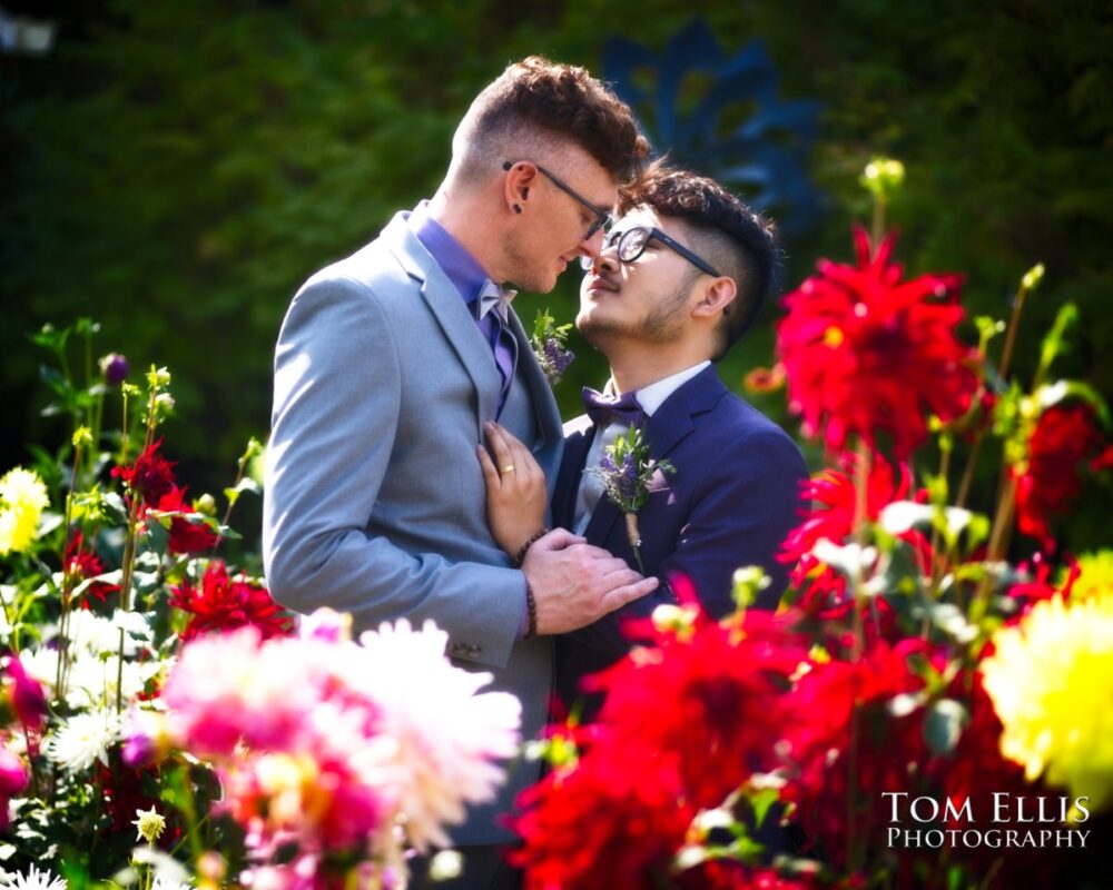 Seattle summer same-sex wedding