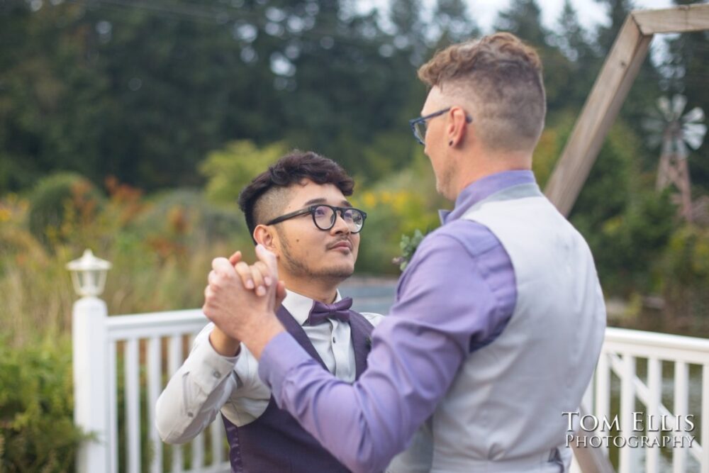 Seattle summer same-sex wedding