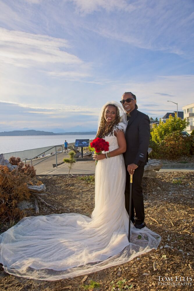 Seattle sunset pre-wedding photo session. Tom Ellis Photography, Seattle wedding photographer